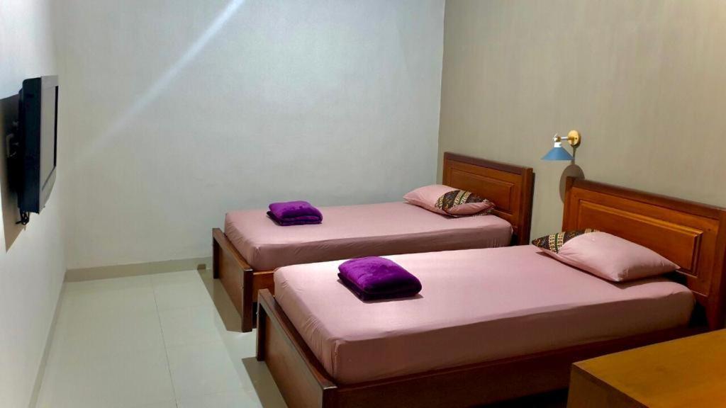 Oasis Hotel Ampana Buitenkant foto